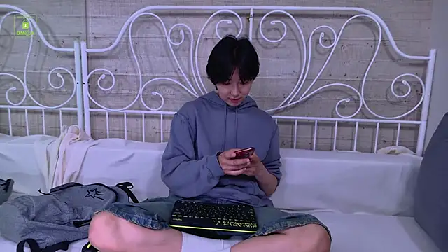 Snapshot of HeejinWang chatting on 07-02-26, 03:07 HeejinWang online show from 07-02-26, 03:07