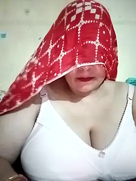 Love-890 online show from 10-13-25, 03:34