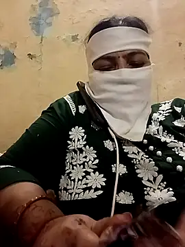 Love-890 online show from 10-29-25, 01:57