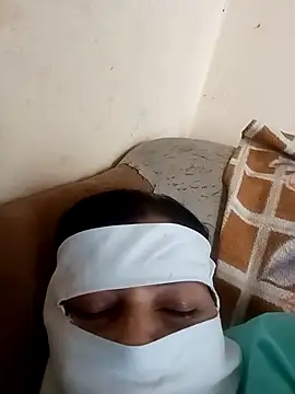 Love-890 online show from 11-14-25, 07:07