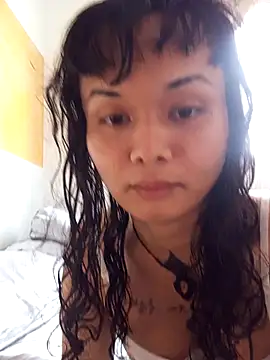 Snapshot of estradiolist chatting on 02-08-26, 09:23 estradiolist online show from 02-08-26, 09:23