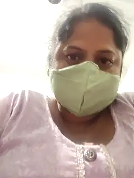 Snapshot of Mmm143 chatting on 09-23-25, 07:50 Mmm143 online show from 09-23-25, 07:50