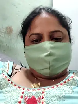 Snapshot of Mmm143 chatting on 10-16-25, 05:41 Mmm143 online show from 10-16-25, 05:41