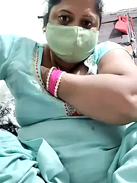 Snapshot of Mmm143 chatting on 10-16-25, 05:47 Mmm143 online show from 10-16-25, 05:47