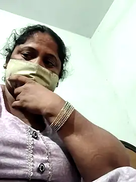 Snapshot of Mmm143 chatting on 11-27-25, 03:41 Mmm143 online show from 11-27-25, 03:41