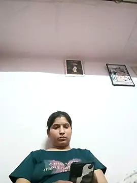 aliya-jaan71 online show from 04-06-26, 11:33