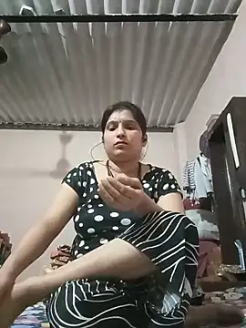 aliya-jaan71 online show from 05-31-26, 04:36