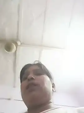 Snapshot of aliya-jaan71 chatting on 06-29-26, 06:19 aliya-jaan71 online show from 06-29-26, 06:19