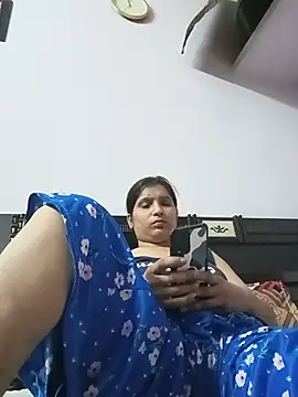 Snapshot of aliya-jaan71 chatting on 07-03-26, 06:03 aliya-jaan71 online show from 07-03-26, 06:03