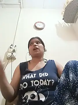 Snapshot of aliya-jaan71 chatting on 07-16-26, 08:20 aliya-jaan71 online show from 07-16-26, 08:20