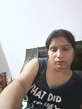 Snapshot of aliya-jaan71 chatting on 07-22-26, 08:00 aliya-jaan71 online show from 07-22-26, 08:00