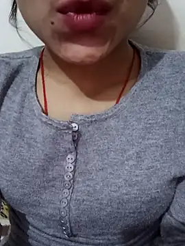 Snapshot of Miss_linaa chatting on 11-22-25, 05:28 Miss linaa online show from 11-22-25, 05:28