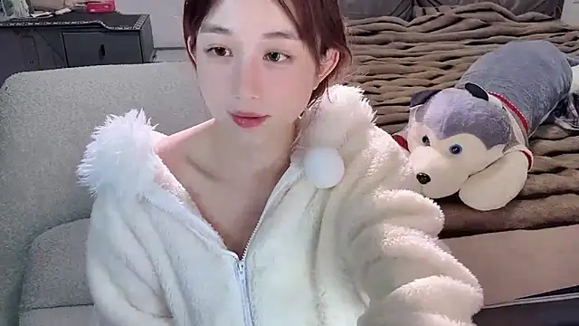 Snapshot of naiyaomeimei chatting on 02-07-26, 03:27 naiyaomeimei online show from 02-07-26, 03:27