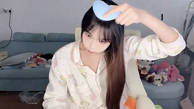 Akong11 online show from 04-15-26, 05:03