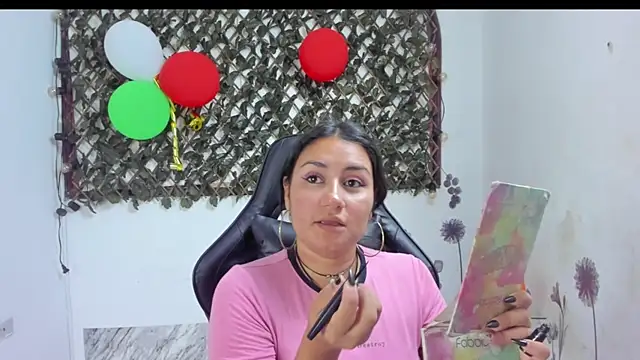 Luna021 1 online show from 11-05-25, 07:25