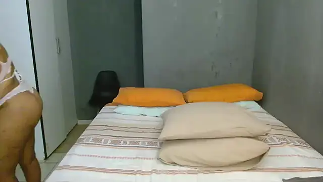 Lillyan N online show from 03-18-26, 08:28