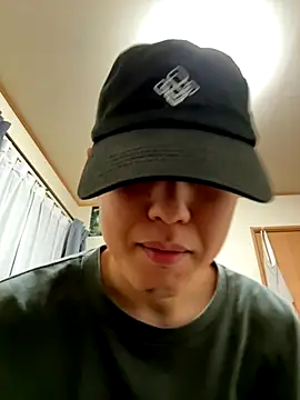 Snapshot of KAMESAN08 chatting on 10-09-25, 11:41 KAMESAN08 online show from 10-09-25, 11:41