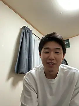 Snapshot of KAMESAN08 chatting on 11-14-25, 01:10 KAMESAN08 online show from 11-14-25, 01:10