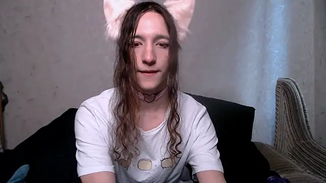 SilverMuse  online show from 09-24-25, 04:49