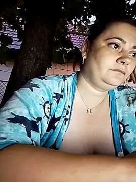 Snapshot of Flacara100 chatting on 09-15-25, 04:40 Flacara100 online show from 09-15-25, 04:40