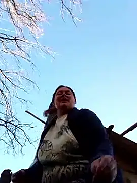 Snapshot of Flacara100 chatting on 11-13-25, 09:52 Flacara100 online show from 11-13-25, 09:52