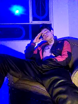 Snapshot of MASTER_LEVIATAN_ chatting on 12-19-25, 03:02 MASTER LEVIATAN online show from 12-19-25, 03:02