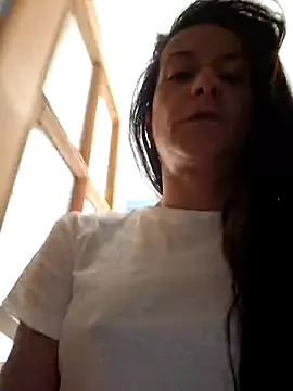 Lauraxxsteen online show from 09-27-25, 07:57