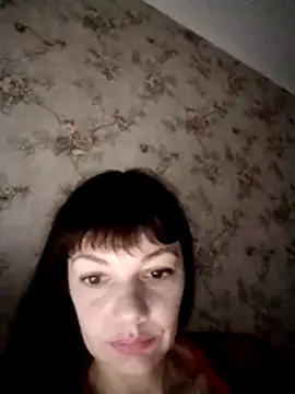 Snapshot of AliceSwan1122 chatting on 07-07-26, 07:51 AliceSwan1122 online show from 07-07-26, 07:51
