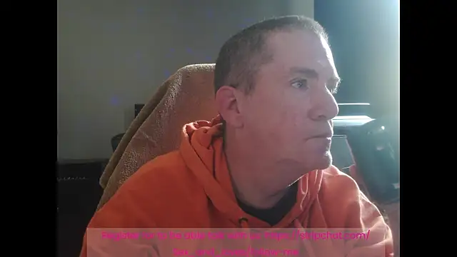 Snapshot of Sex_and_loves chatting on 11-06-25, 03:57 Sex and loves online show from 11-06-25, 03:57