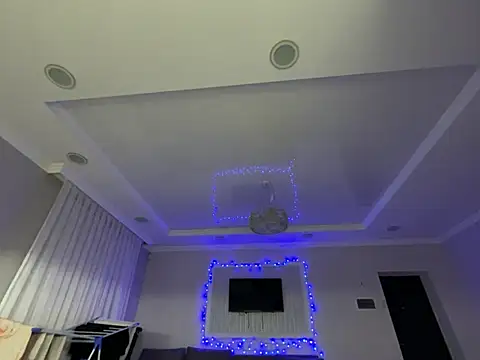 Snapshot of Sinaya-3 chatting on 01-17-26, 10:13 Sinaya-3 online show from 01-17-26, 10:13