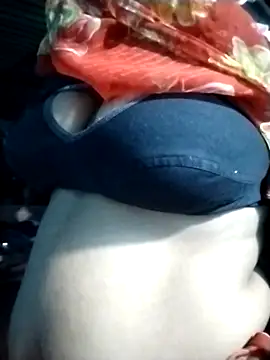 Hotwera97444 online show from 04-13-26, 09:20