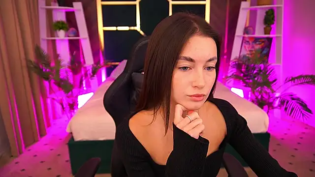 CherryyLulu online show from 10-08-25, 08:12