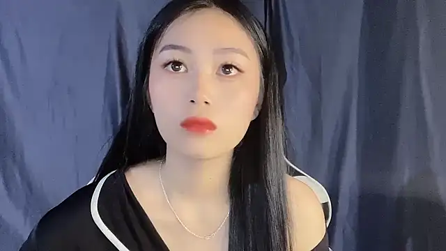 Snapshot of Lyly4757 chatting on 09-20-25, 08:54 Lyly4757 online show from 09-20-25, 08:54