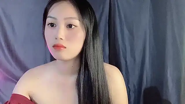 Snapshot of Lyly4757 chatting on 10-19-25, 02:18 Lyly4757 online show from 10-19-25, 02:18