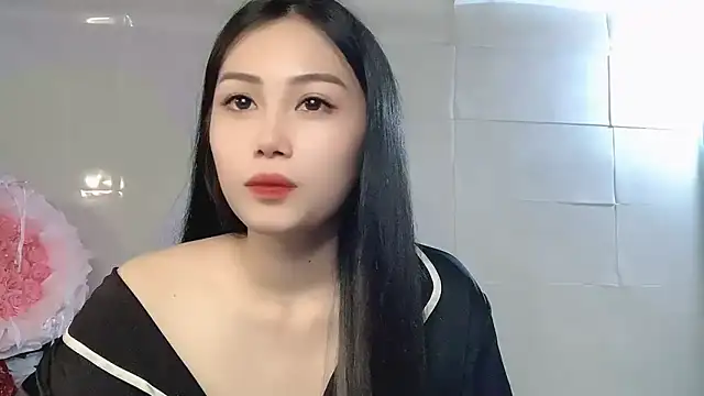 Snapshot of Lyly4757 chatting on 10-30-25, 01:34 Lyly4757 online show from 10-30-25, 01:34