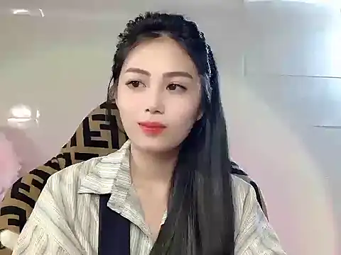 Snapshot of Lyly4757 chatting on 11-08-25, 02:17 Lyly4757 online show from 11-08-25, 02:17