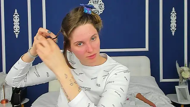 SabrinaRayX online show from 10-22-25, 12:38