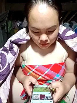 emilyzz online show from 04-18-26, 05:44