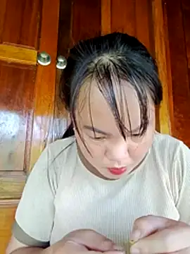 emilyzz online show from 05-20-26, 07:47