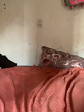 Milenvs online show from 04-14-26, 01:39