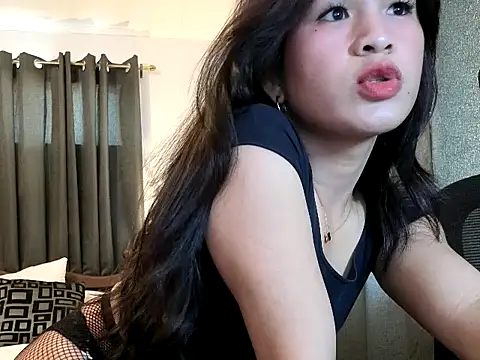 ZoeyJohnson online show from 10-07-25, 01:47