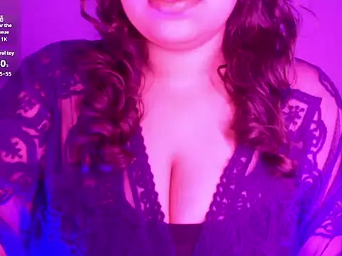 Snapshot of _Ameera_ chatting on 11-22-25, 04:50 Ameera online show from 11-22-25, 04:50