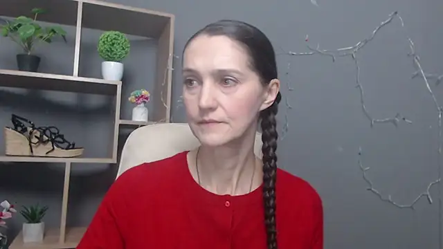 TayaFinch online show from 11-26-25, 01:34