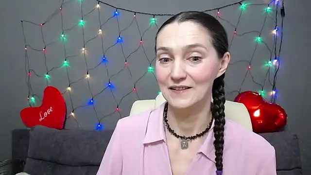 TayaFinch online show from 02-15-26, 01:09