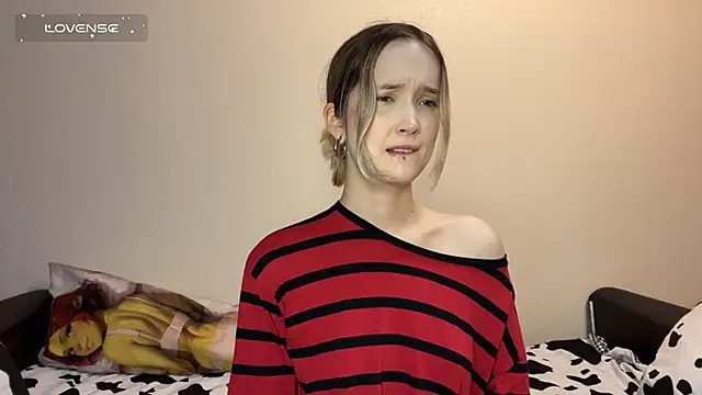 Snapshot of SoftcoreAlly chatting on 11-10-25, 12:37 SoftcoreAlly online show from 11-10-25, 12:37