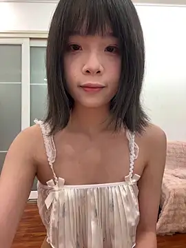 qiqi x online show from 04-06-26, 02:40