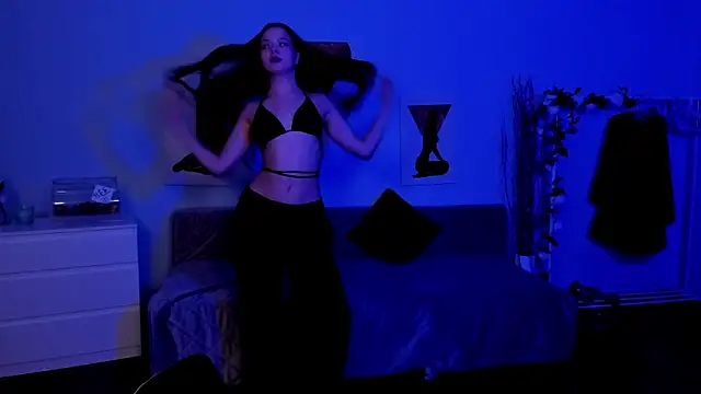 BetsyKiss online show from 11-26-25, 05:08