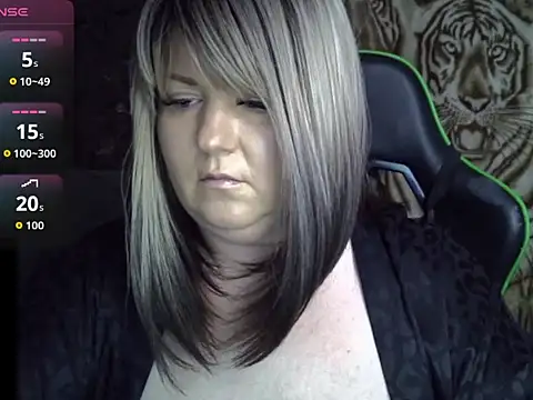 YuliiaSan online show from 11-16-25, 09:15