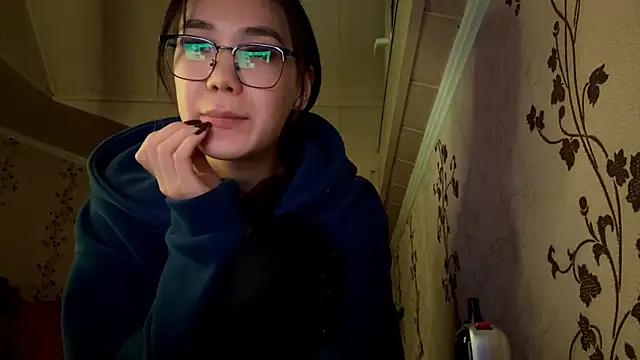 Snapshot of marry_dreams chatting on 11-29-25, 02:09 marry dreams online show from 11-29-25, 02:09