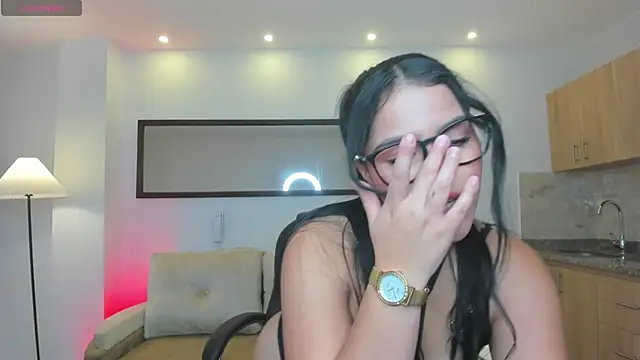 Snapshot of Mila_blaze chatting on 10-17-25, 02:59 Mila blaze online show from 10-17-25, 02:59